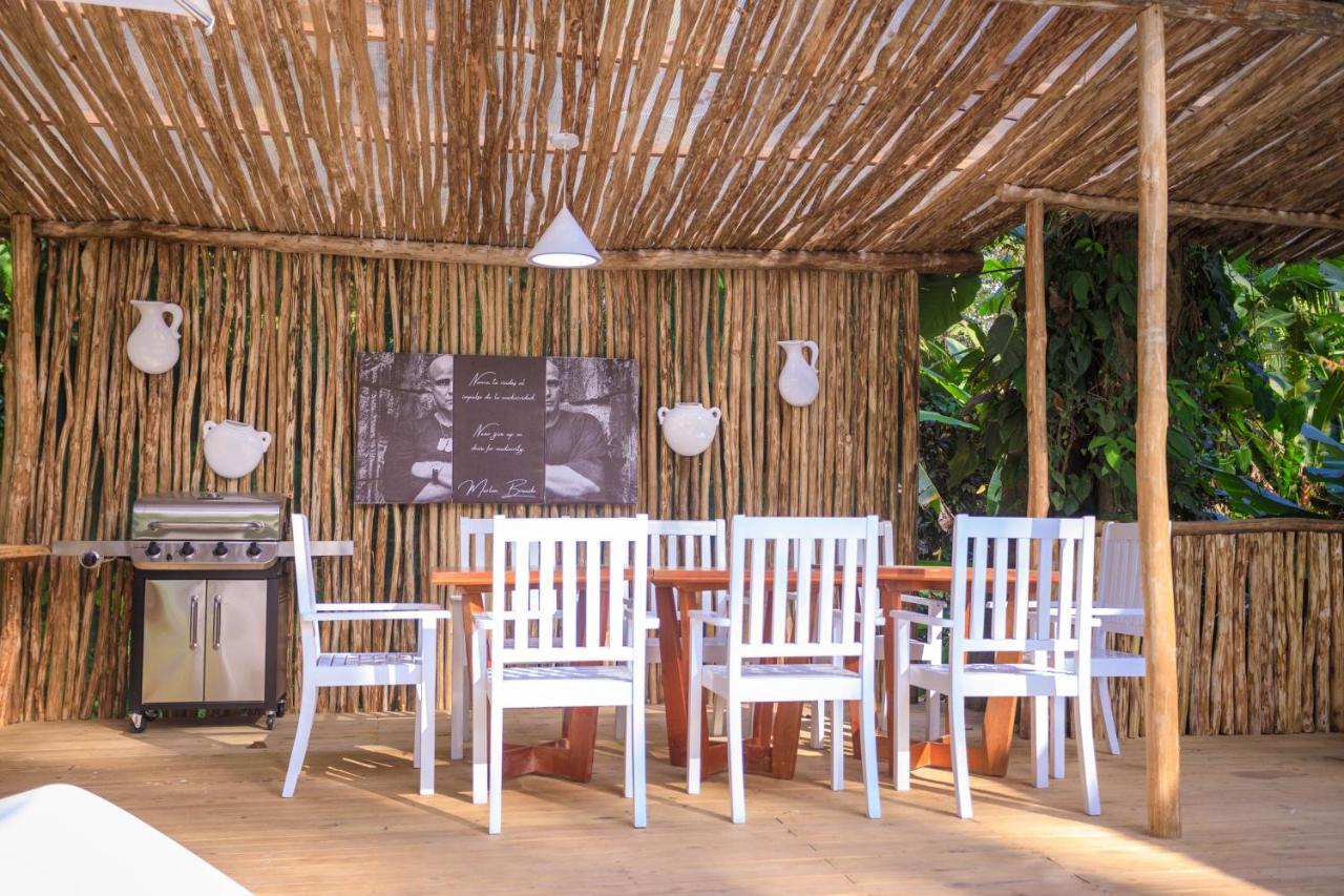 Gigi Brown Villa Paparazzi Beachfront Puerto Viejo de Talamanca Exterior photo